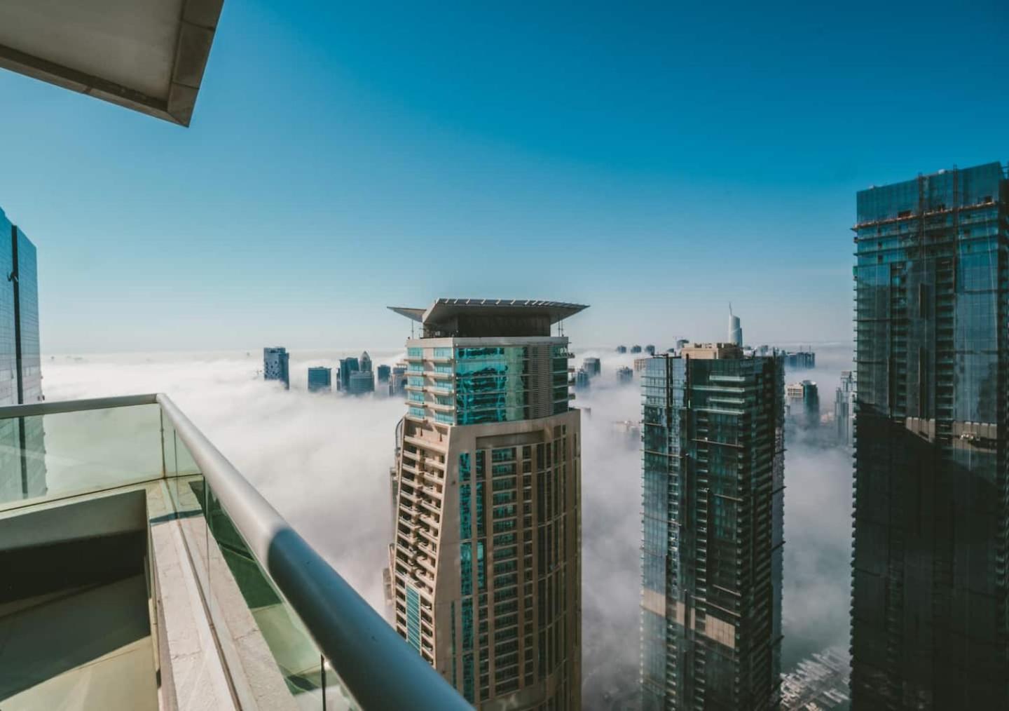 Aparthotel Iconic Marina & Sea Views From The 52Nd Floor Dubai Esterno foto