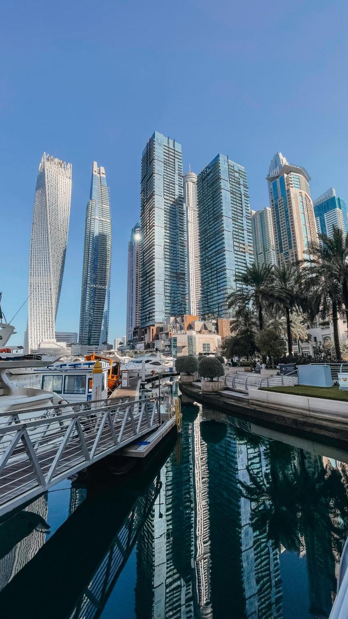 Aparthotel Iconic Marina & Sea Views From The 52Nd Floor Dubai Esterno foto